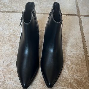 Worthington memory foam boots NWT